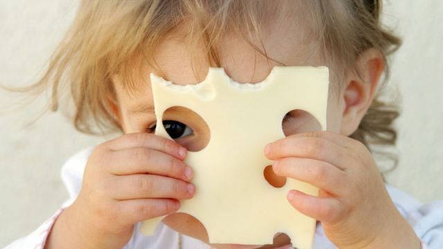  Πότε μπορώ να προσθέσω το τυρί στη διατροφή του μωρού μου;
